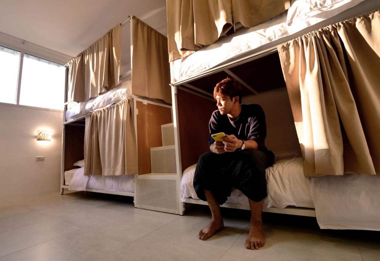 Breeze Hostel Pattaya Exterior foto